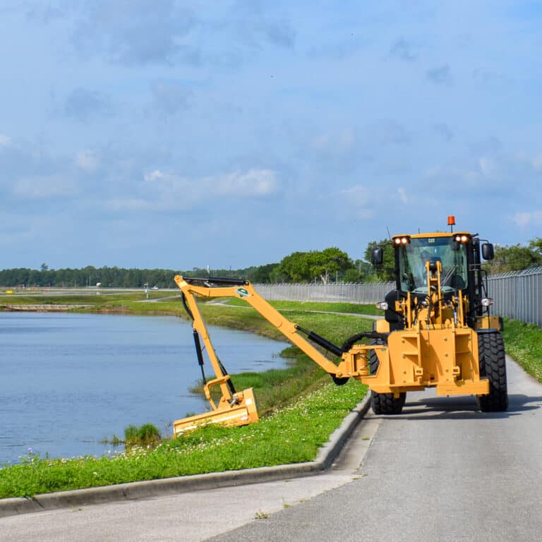 wheel loader boom flail